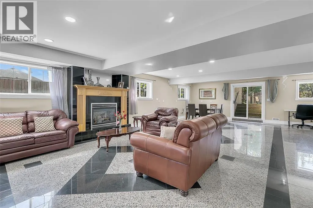 1377 GIRARD DRIVE