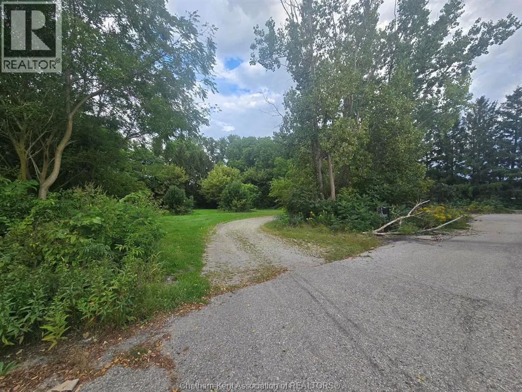 585 RIVERVIEW DRIVE