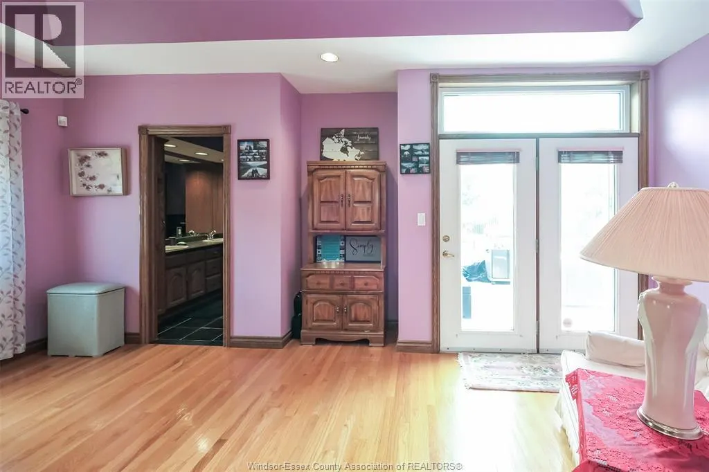 1747 CHORNOBY CRESCENT