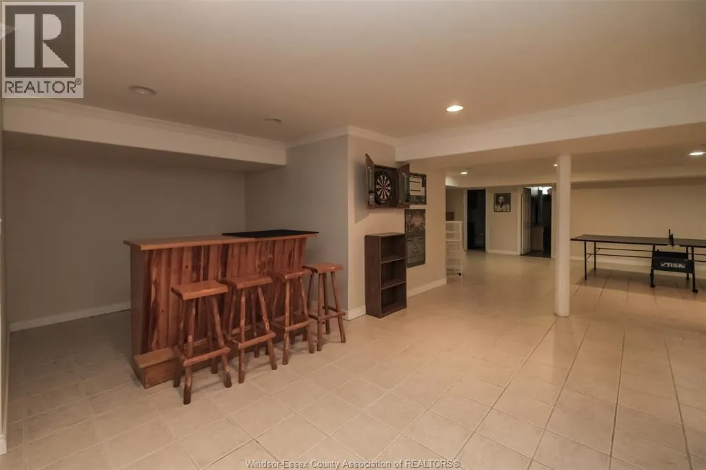 1747 CHORNOBY CRESCENT