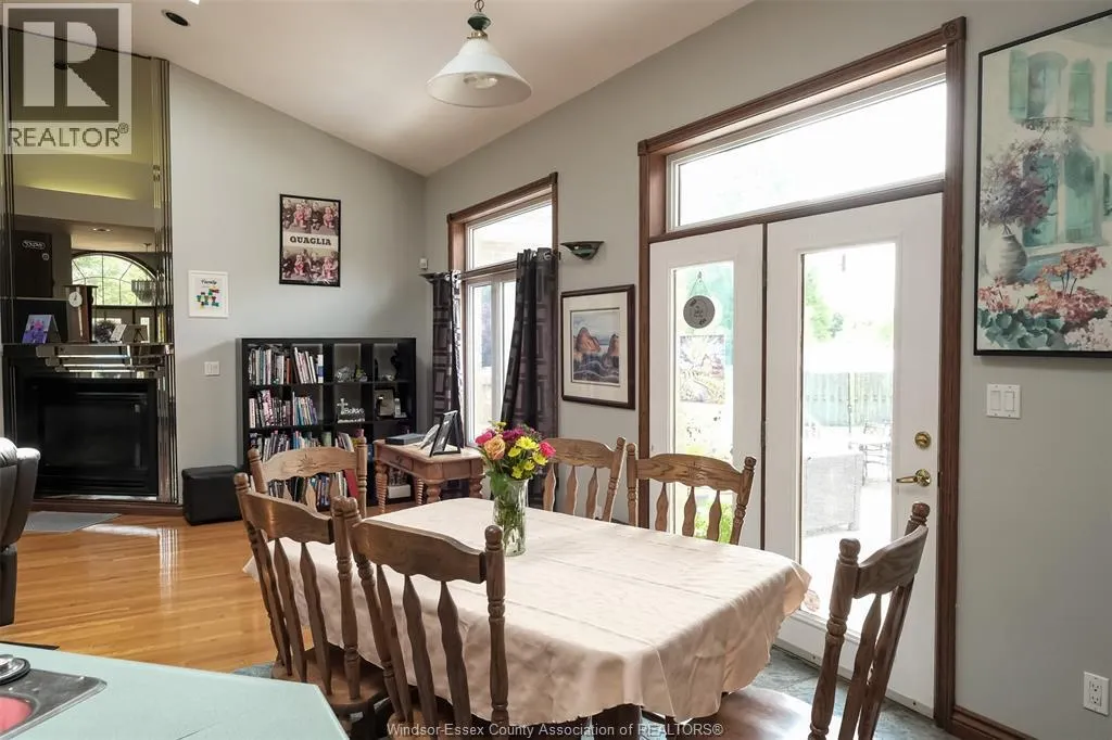 1747 CHORNOBY CRESCENT