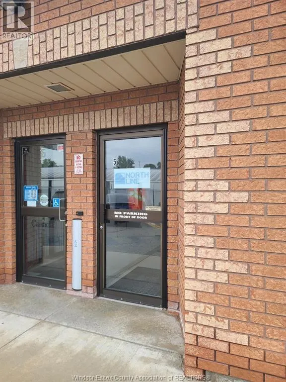 60 VANEDWARD DRIVE Unit# 2