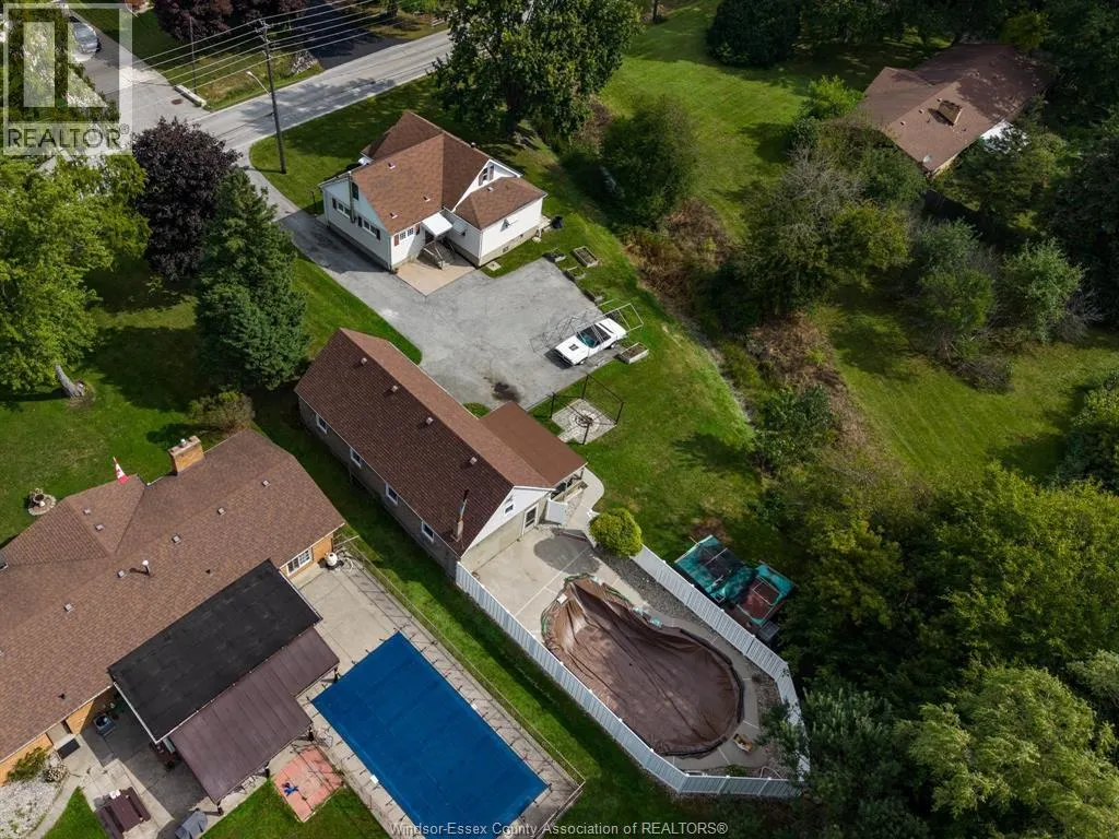 2585 Bouffard ROAD