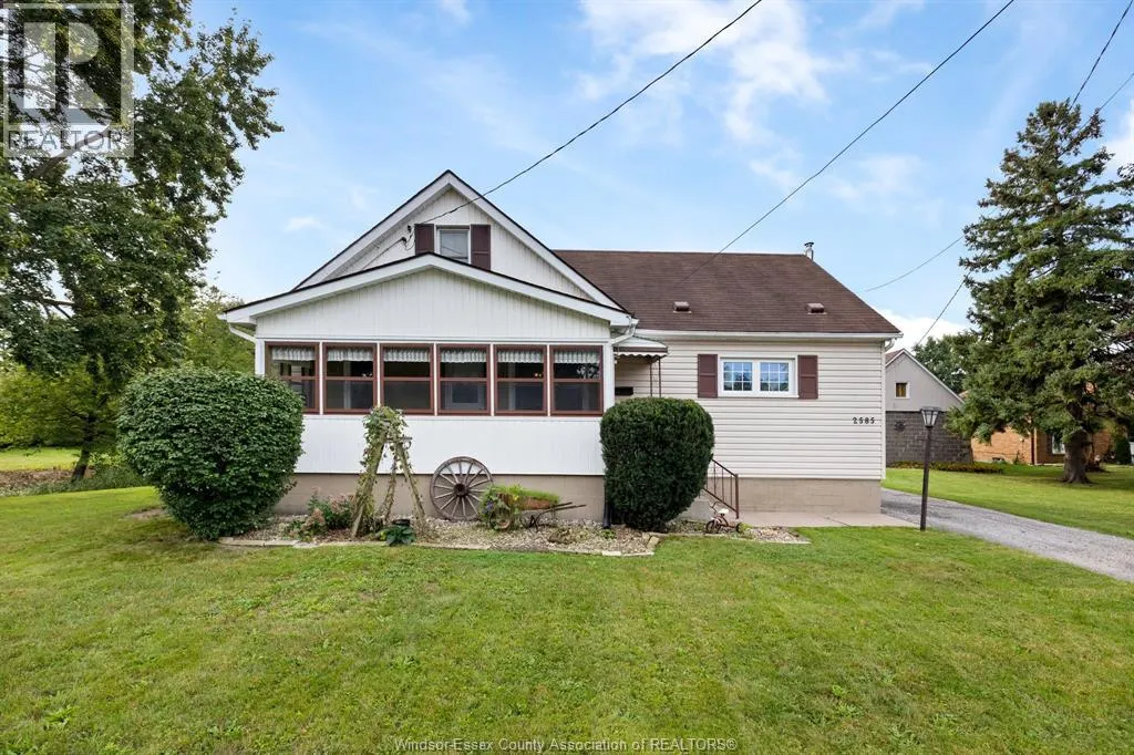 2585 Bouffard ROAD