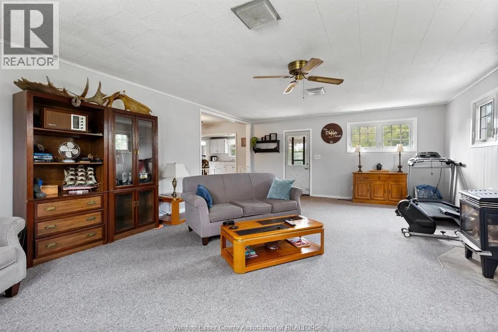 2585 Bouffard ROAD