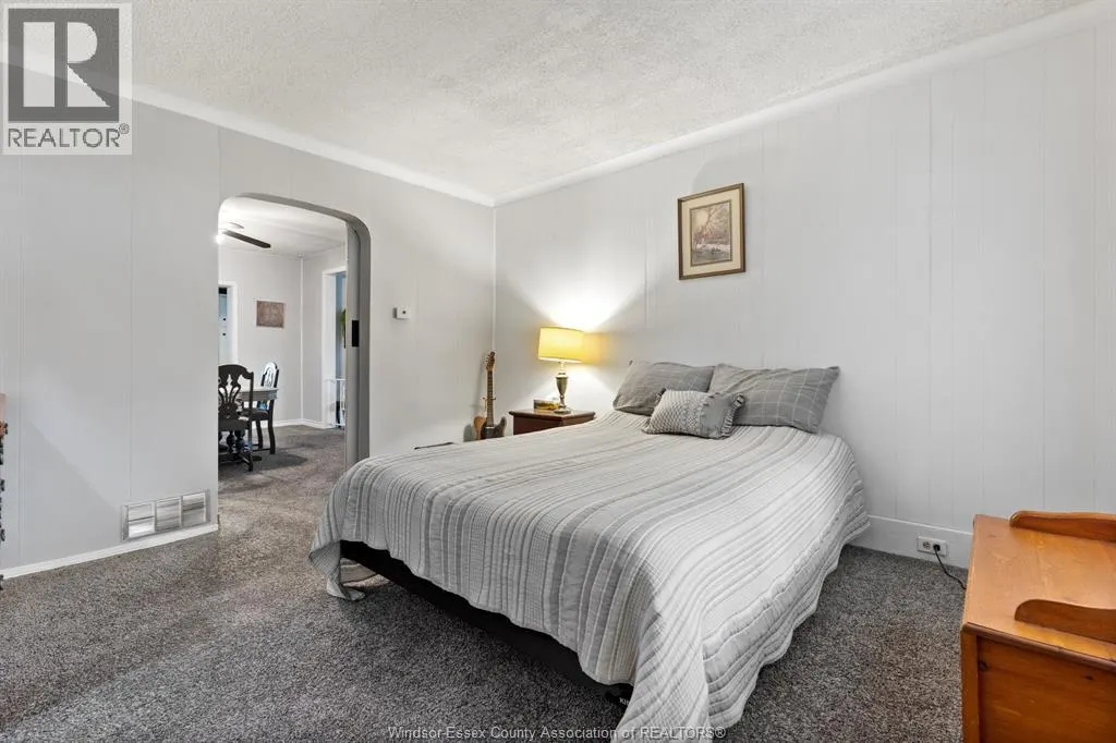 2585 Bouffard ROAD