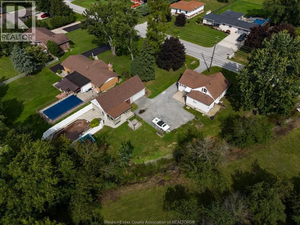 2585 Bouffard ROAD