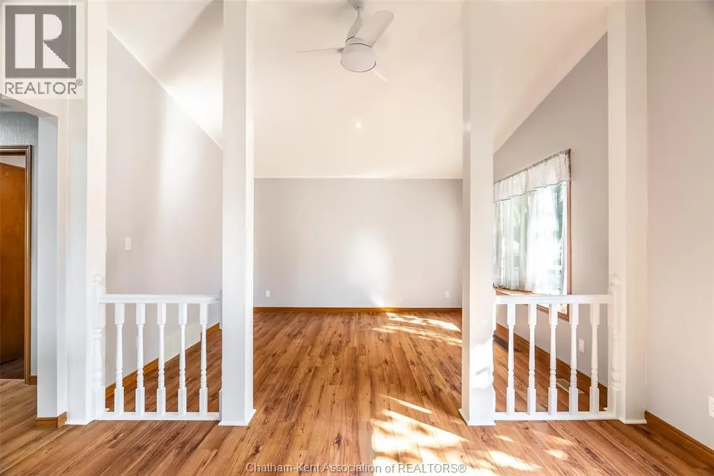 12 LANSDOWNE AVENUE