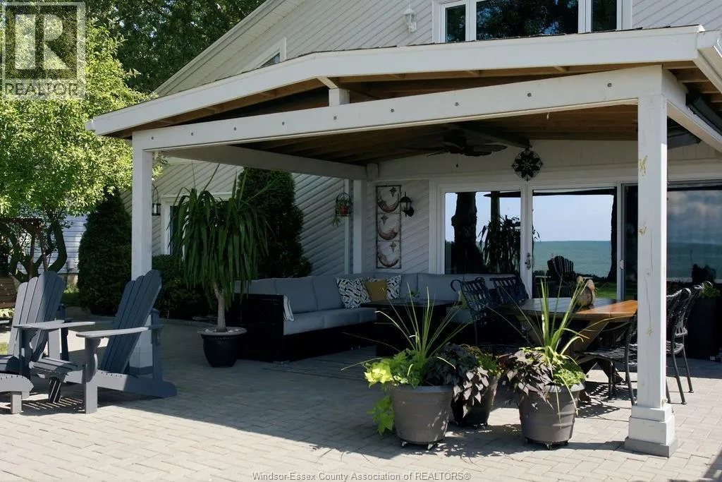 431 CHARRON BEACH