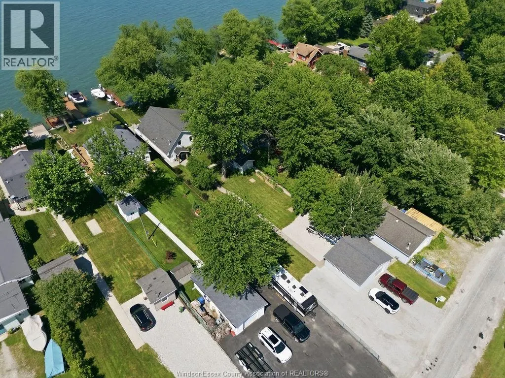 431 CHARRON BEACH