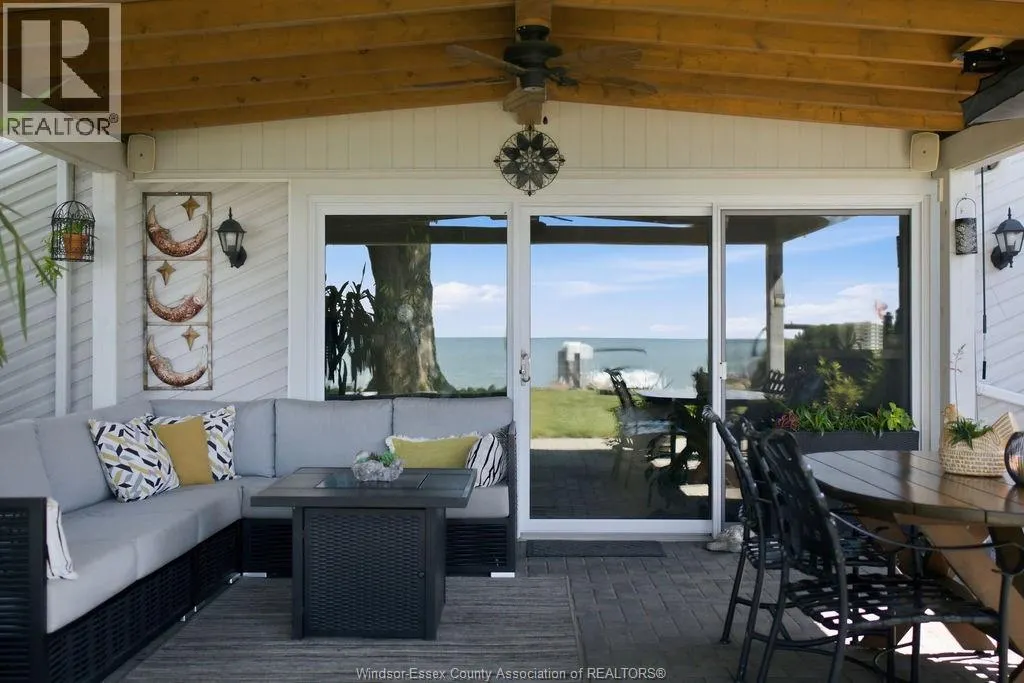 431 CHARRON BEACH
