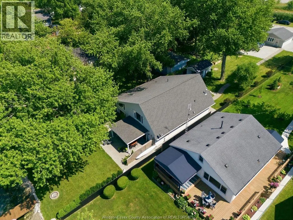 431 CHARRON BEACH