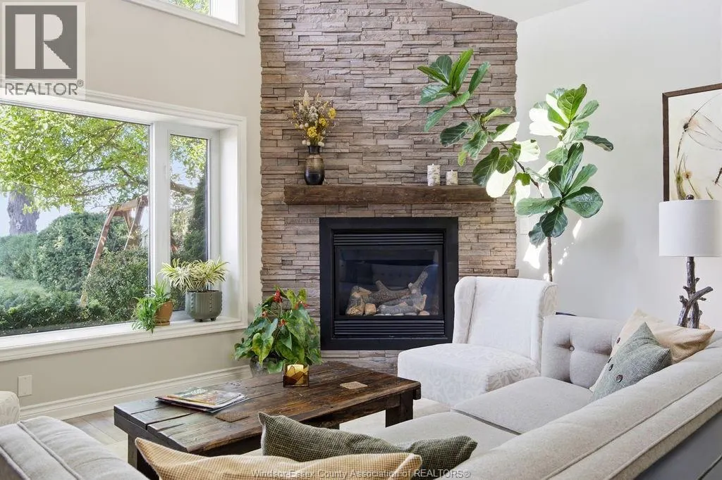 431 CHARRON BEACH