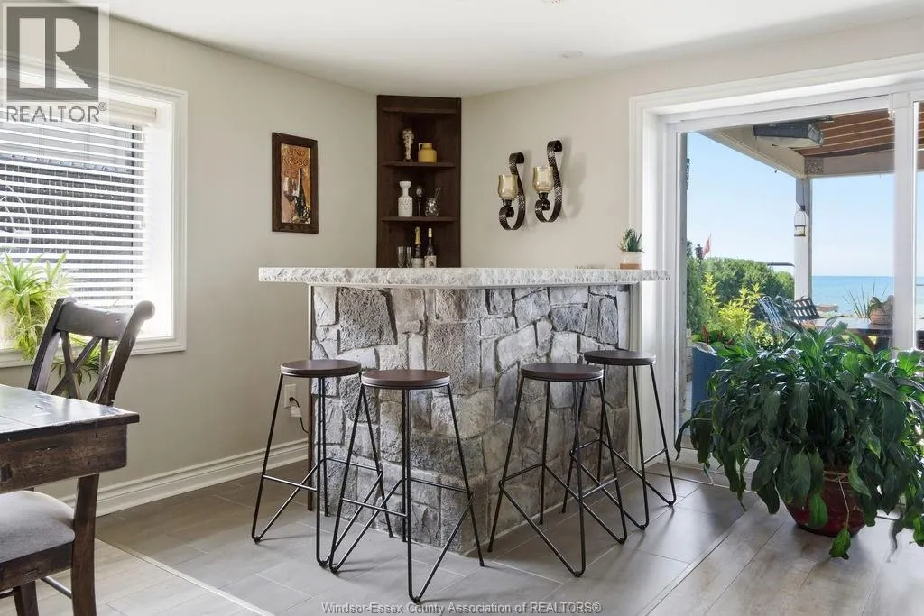 431 CHARRON BEACH