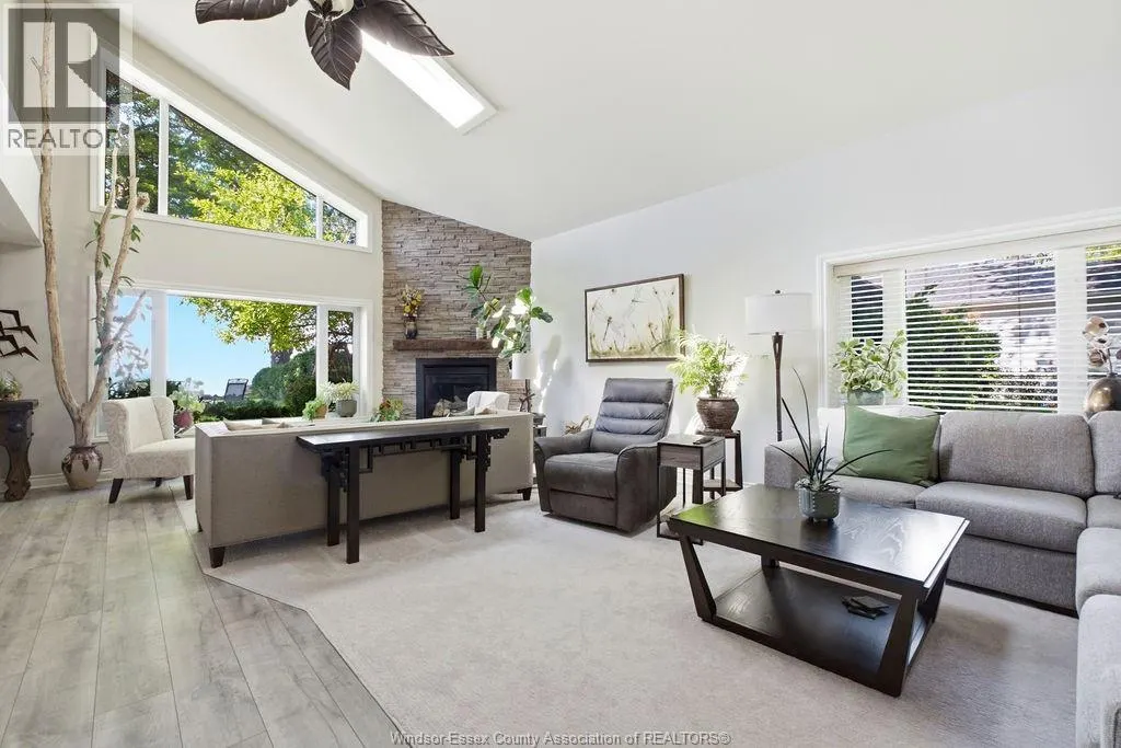 431 CHARRON BEACH