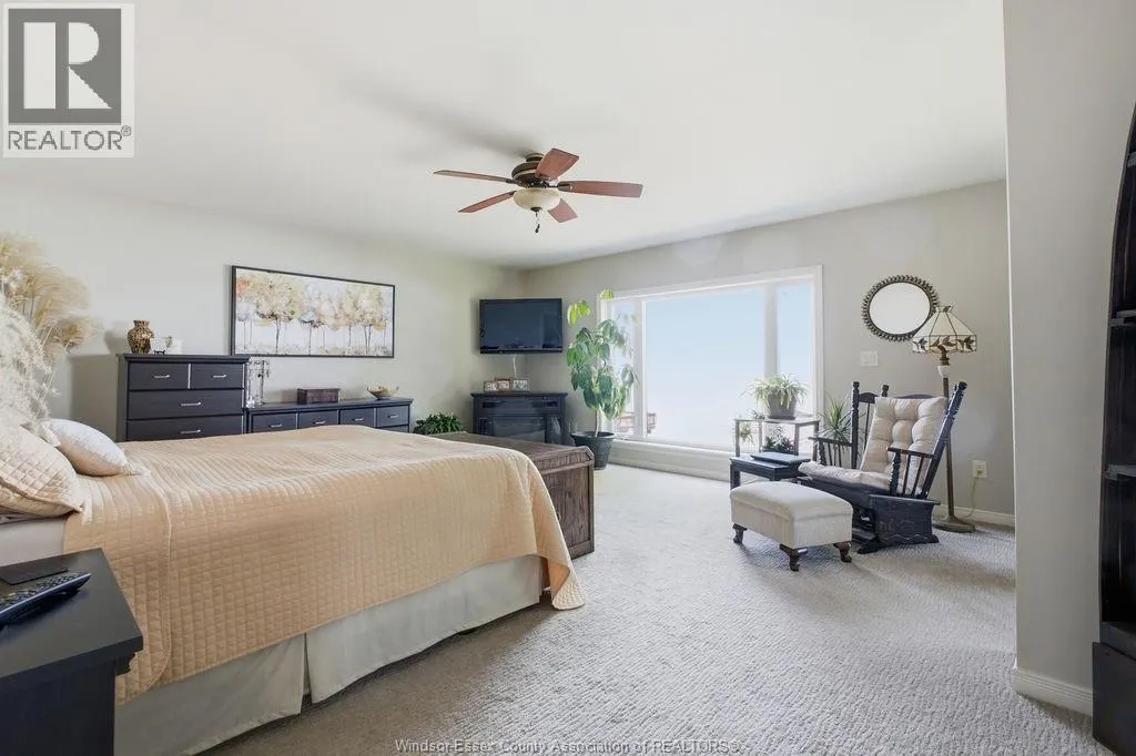 431 CHARRON BEACH