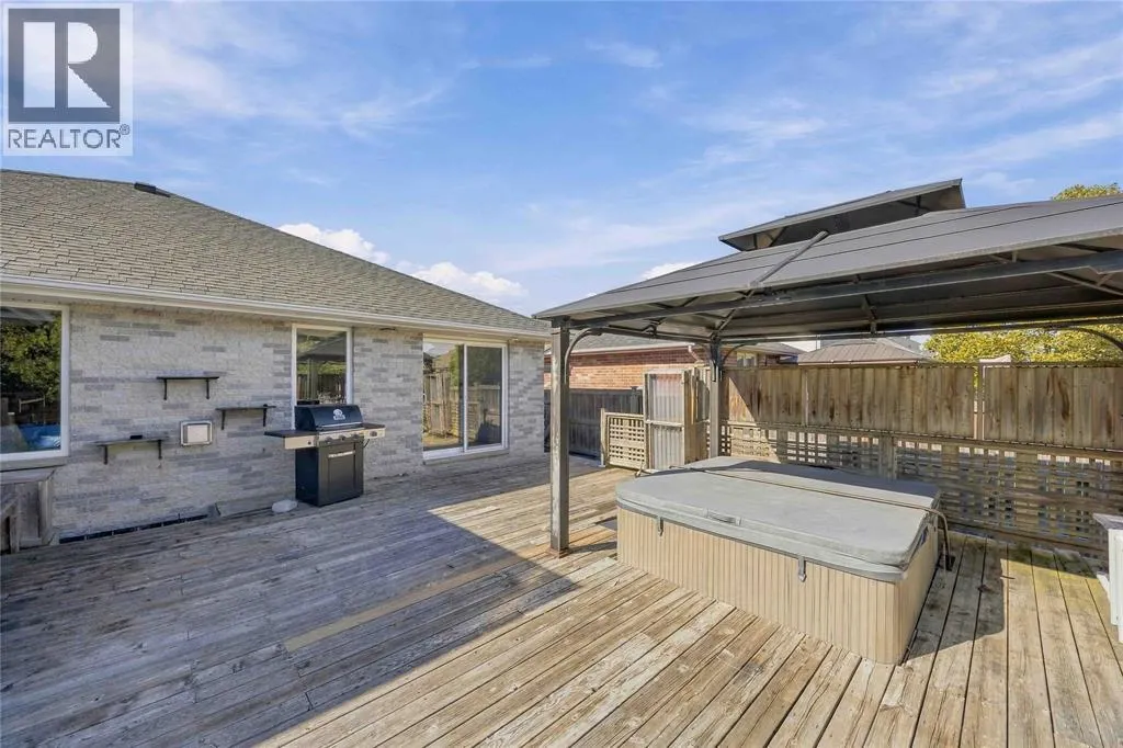 612 GRAYCLIFF DRIVE