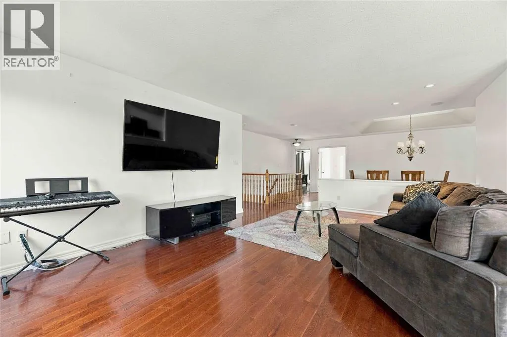 612 GRAYCLIFF DRIVE