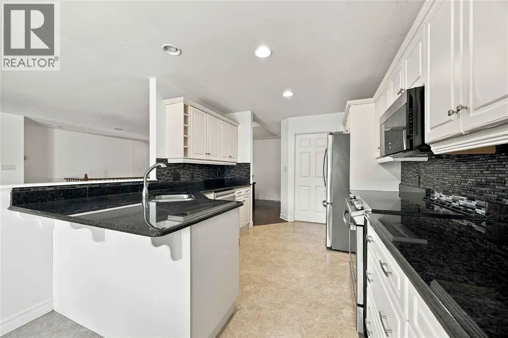 612 GRAYCLIFF DRIVE