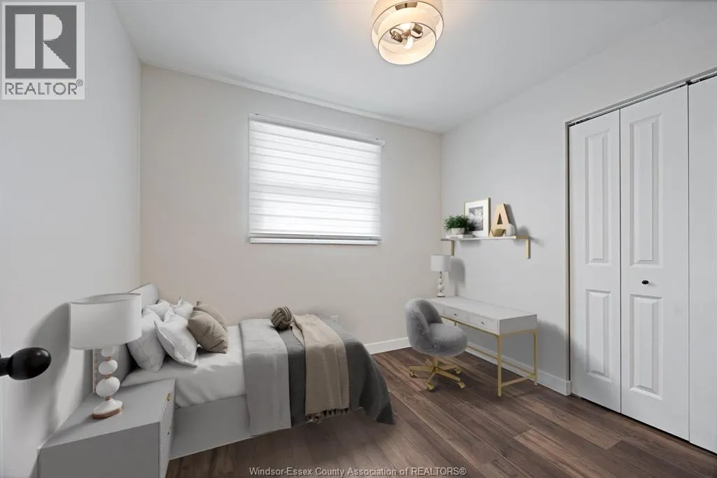 945 LAURIER