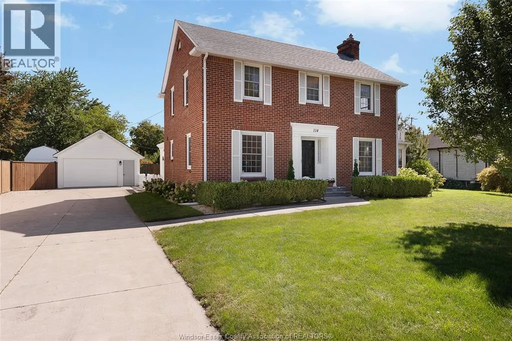 114 WALNUT STREET North