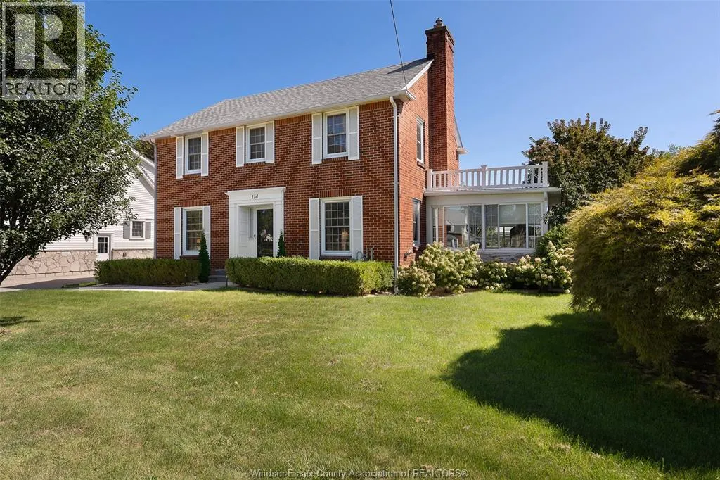 114 WALNUT STREET North