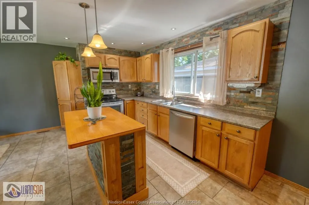 243 HAWTHORN