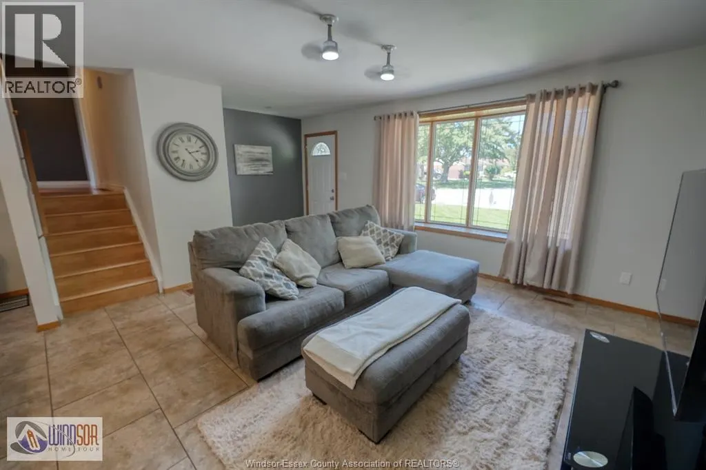 243 HAWTHORN
