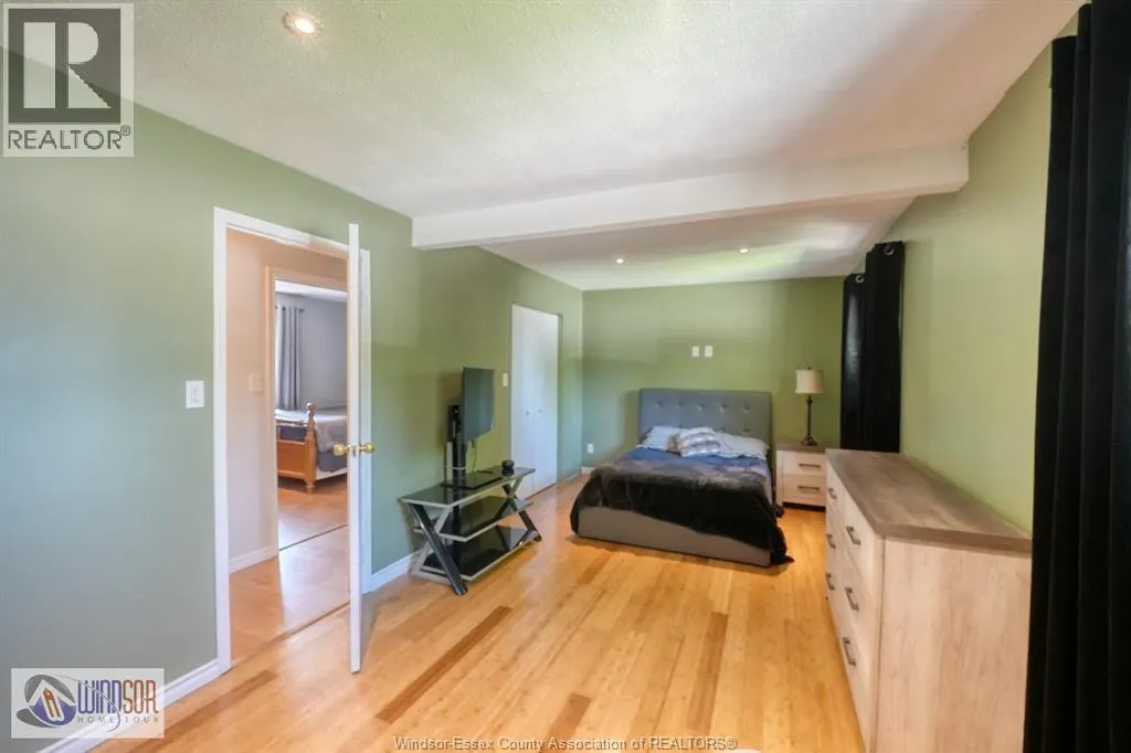 243 HAWTHORN