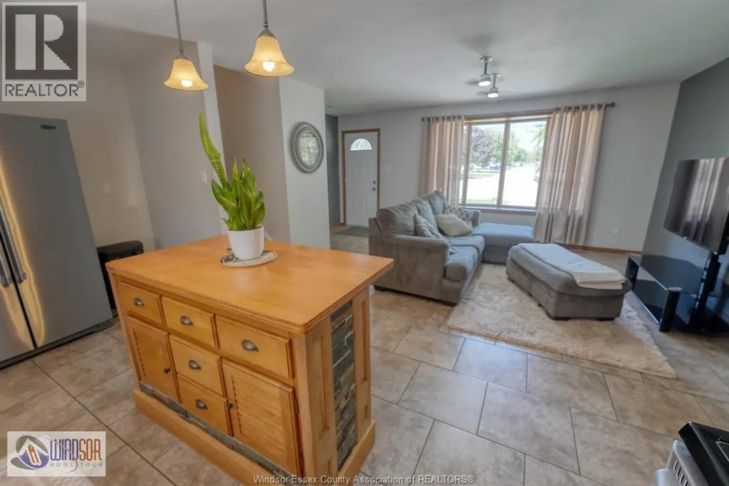 243 HAWTHORN