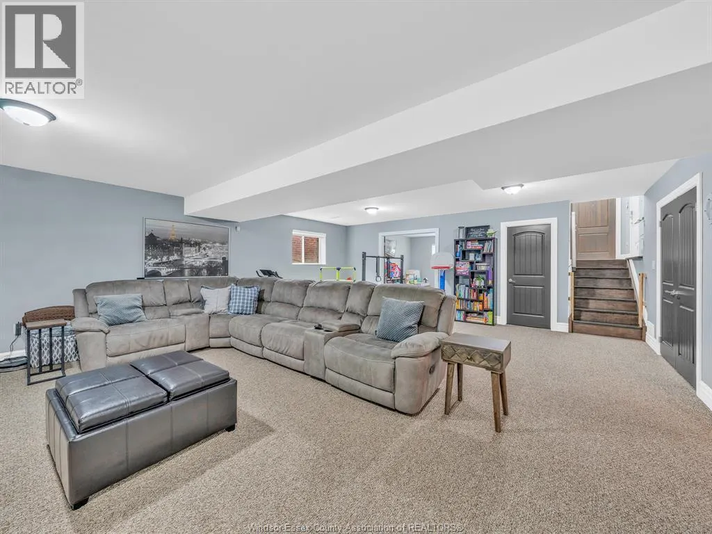 1385 PASCAL AVENUE