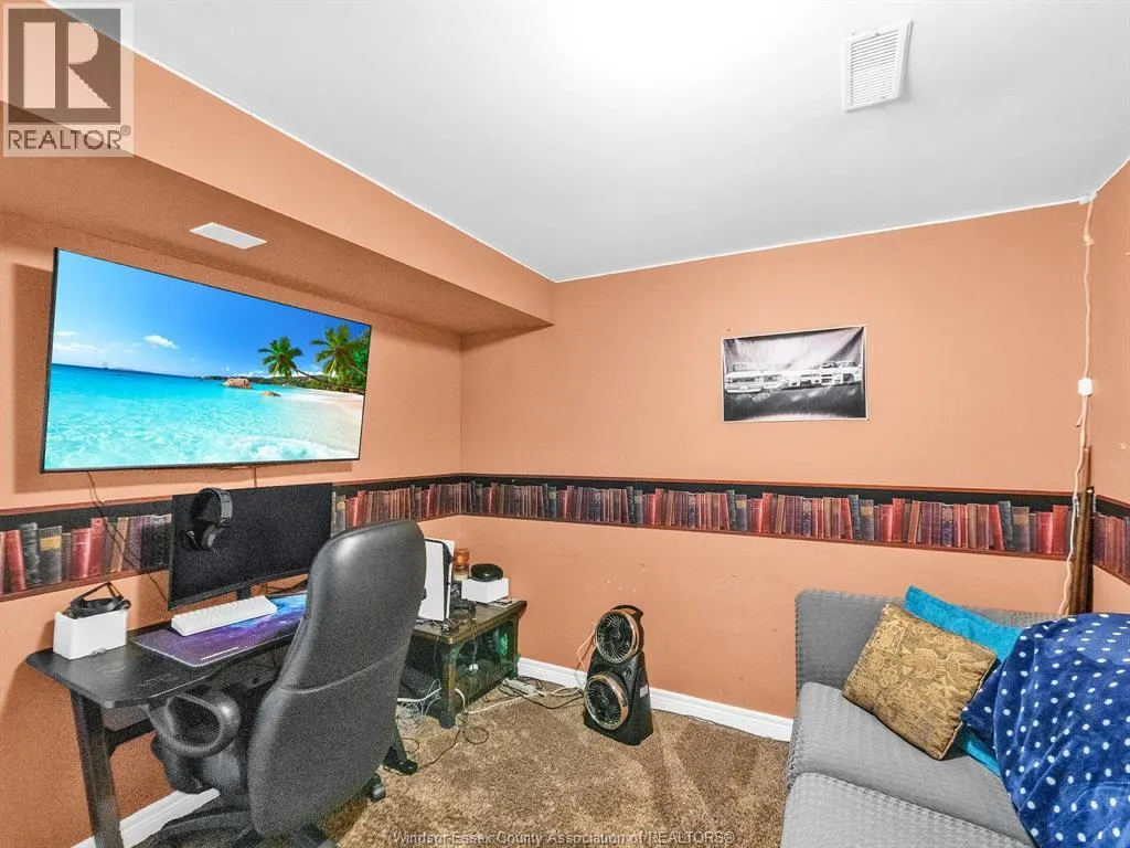 2575 WILDBERRY