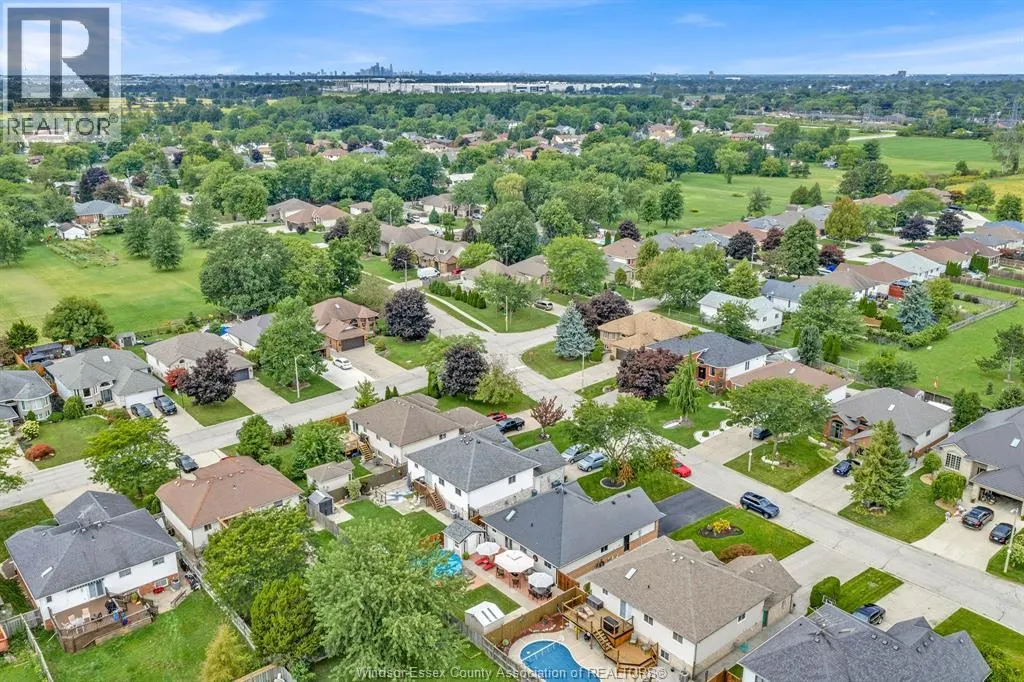 2575 WILDBERRY