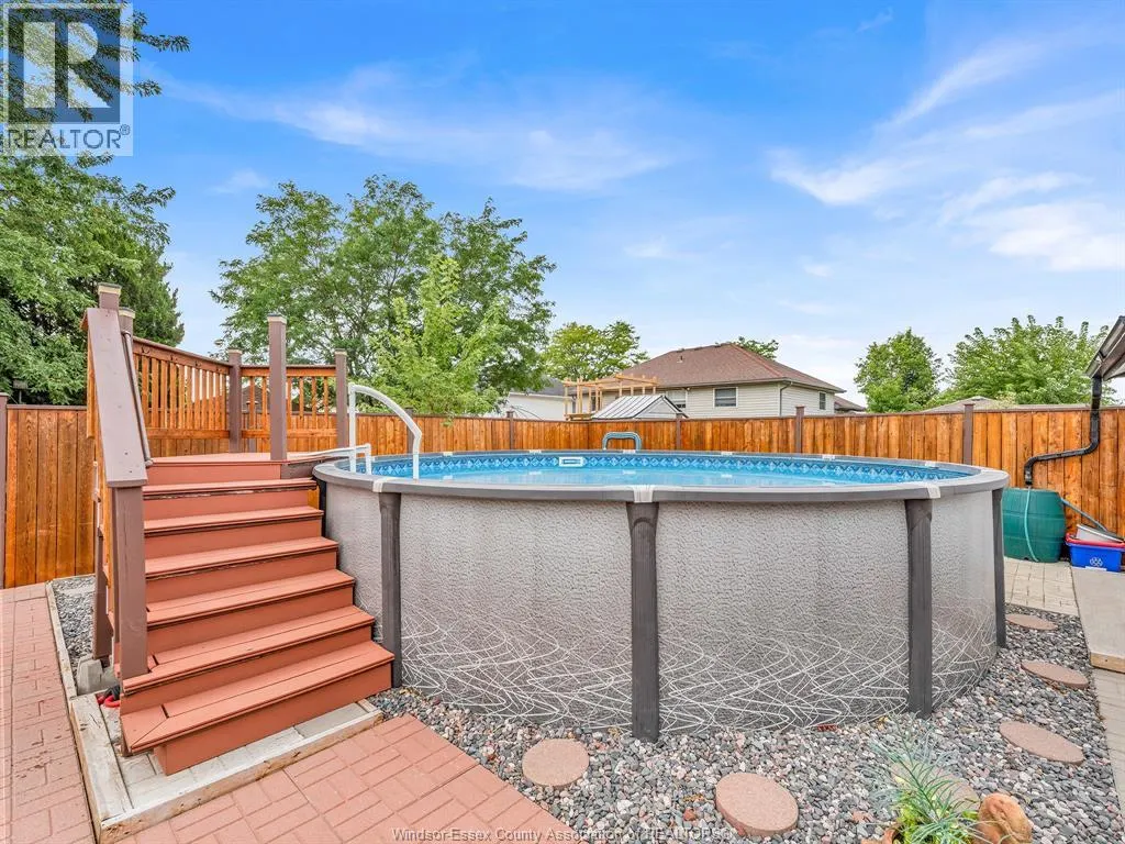 2575 WILDBERRY