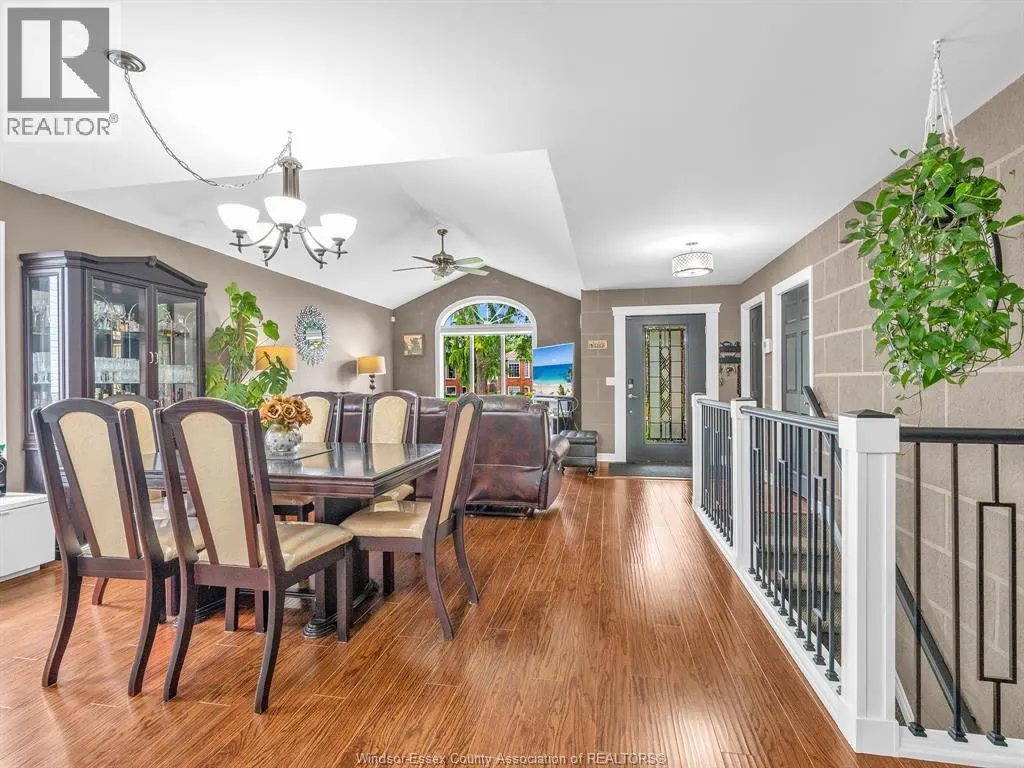 2575 WILDBERRY