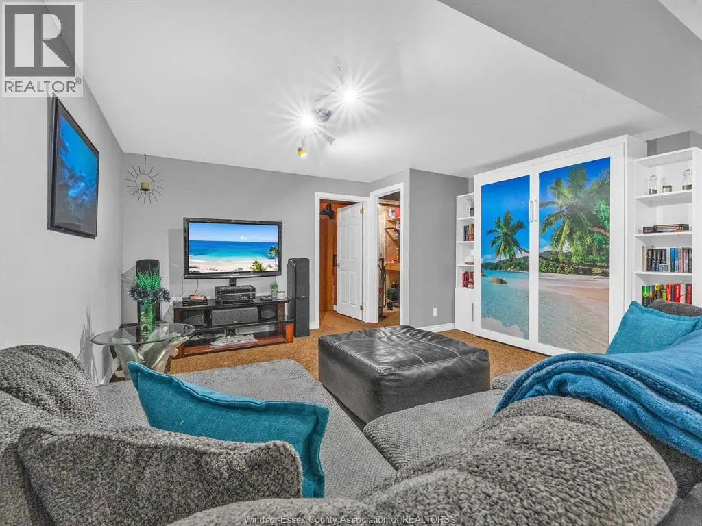 2575 WILDBERRY