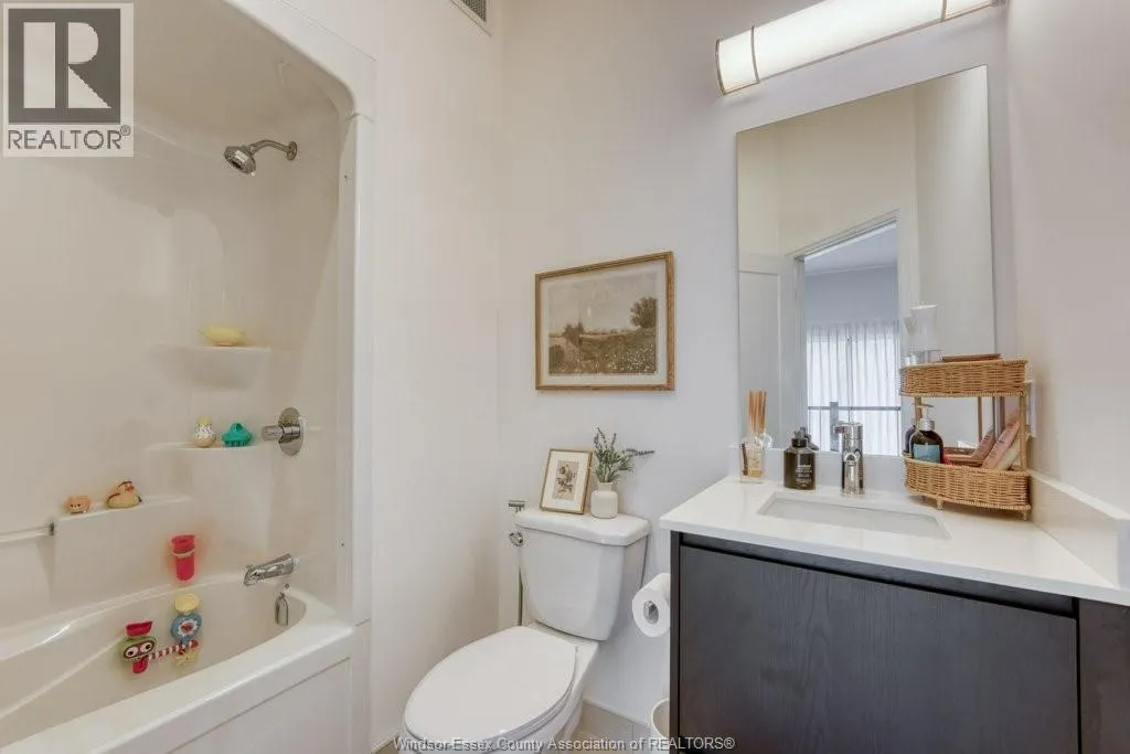 4300 Laurier PARKWAY Unit# 215