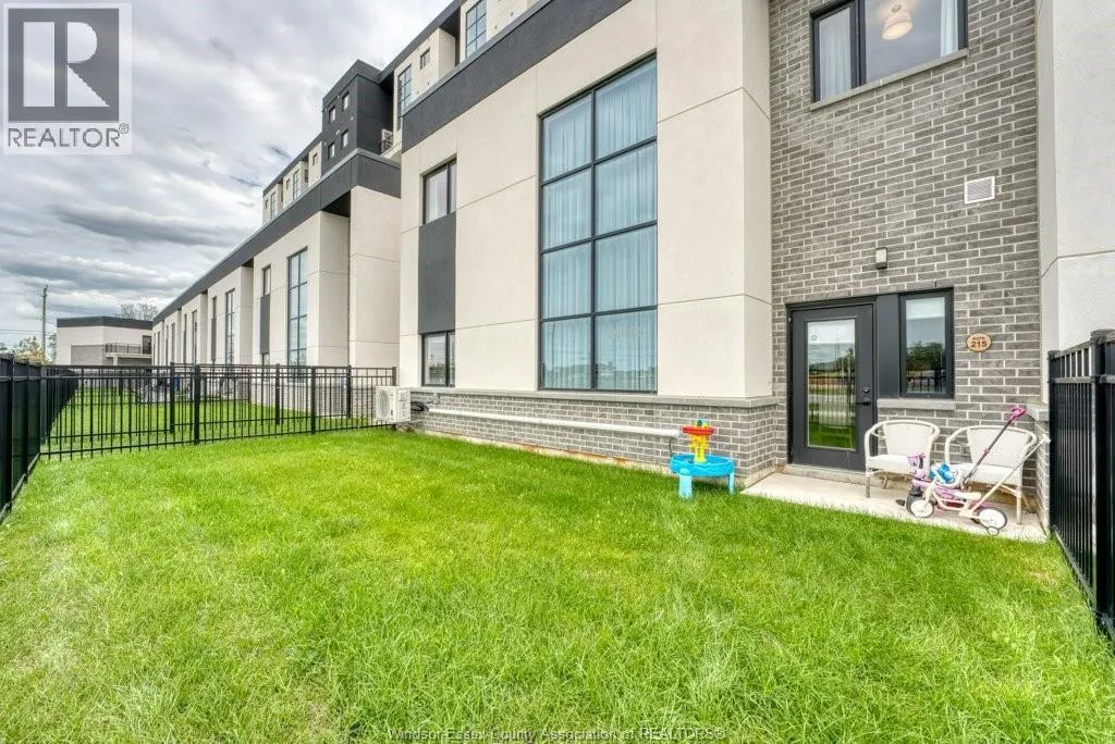 4300 Laurier PARKWAY Unit# 215