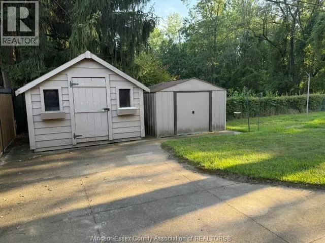 2115 TODD LANE