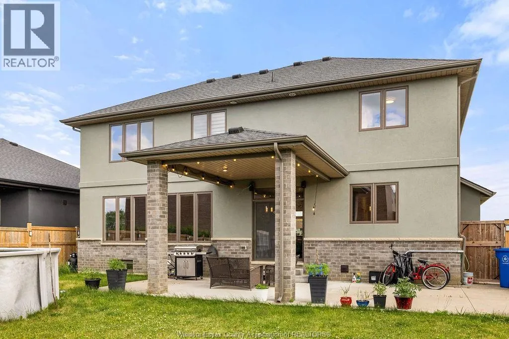 969 WESTWOOD DRIVE