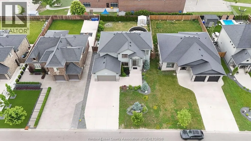969 WESTWOOD DRIVE