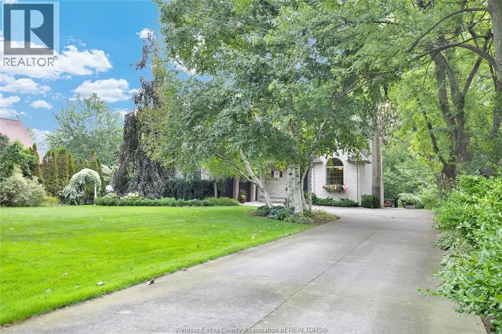 1340 GRAHAM Sideroad