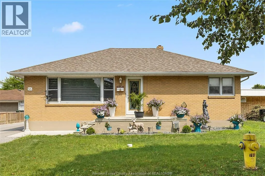 35 VICTORIA STREET South Unit# LOWER