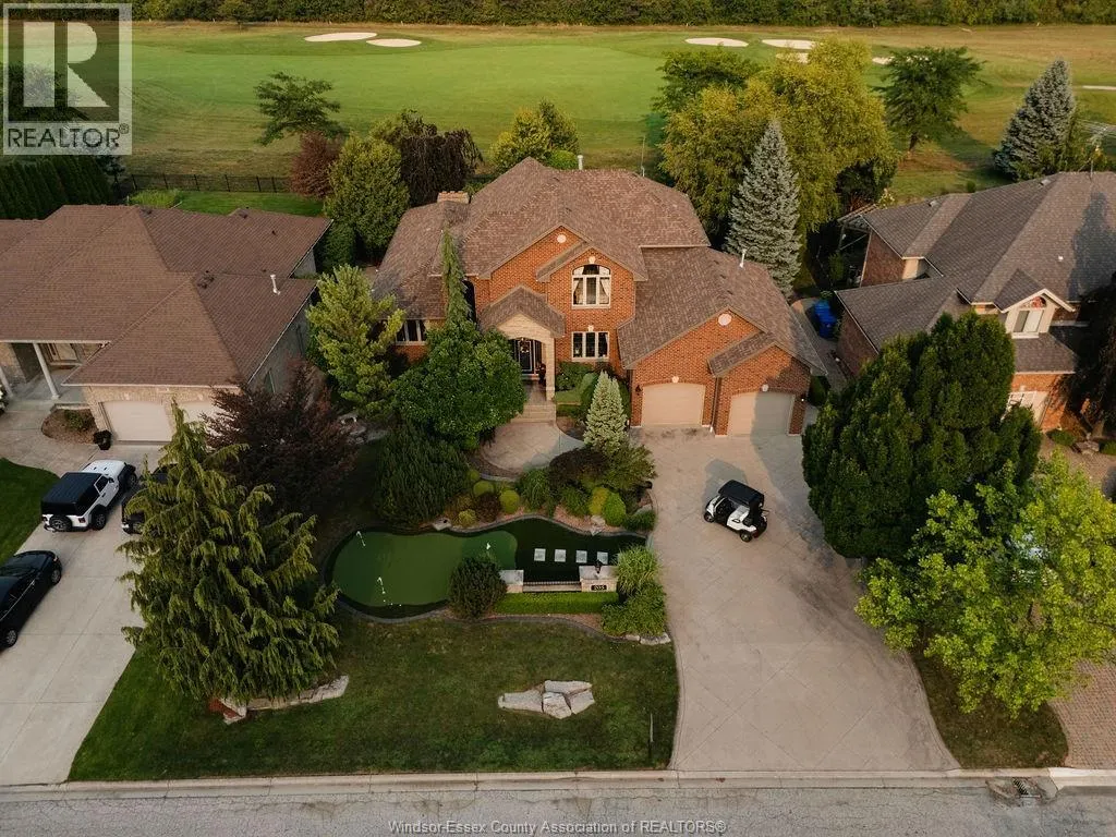 205 CLUBVIEW DRIVE