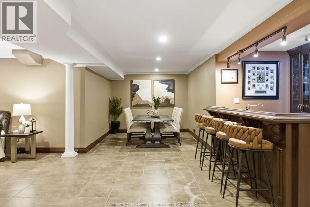 205 CLUBVIEW DRIVE
