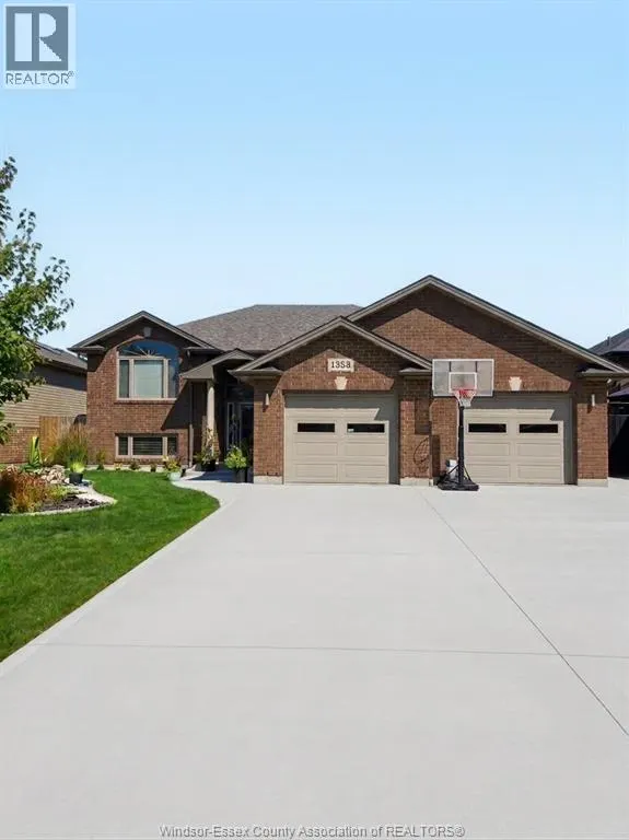1358 COLONIAL CROSSING
