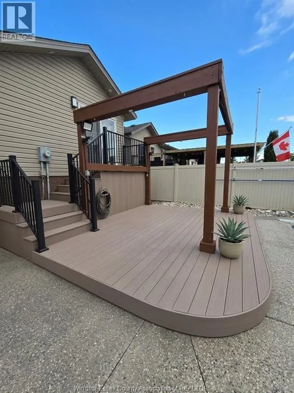 1358 COLONIAL CROSSING