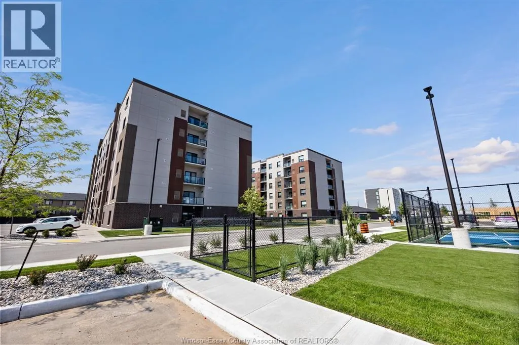 716 BROWNSTONE Unit# 105