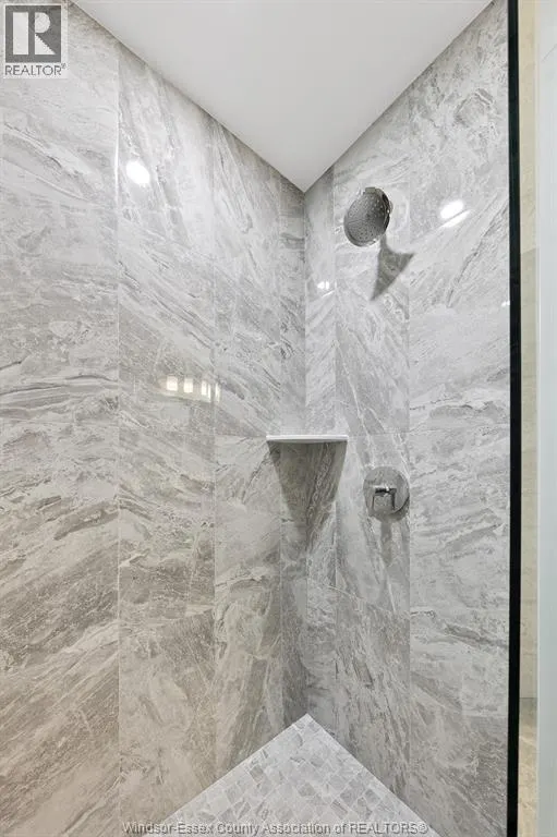 716 BROWNSTONE Unit# 105