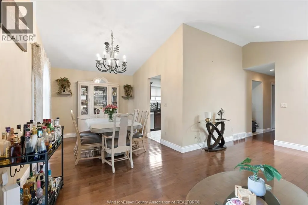 2085 EDGEMORE